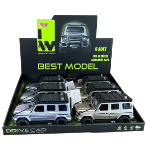 Vardem Sürtmeli ve Işıklı Kapıları Açılan Jeep